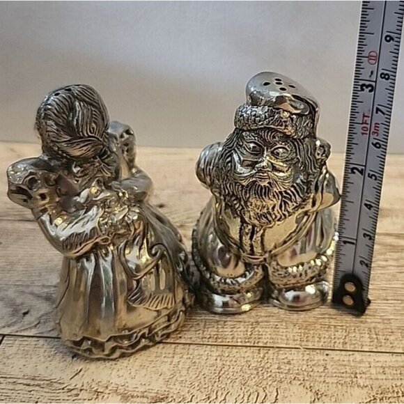 Vintage Santa and Mrs Claus Kissing Salt Pepper Shakers Kirk Stieff Pewter 716 - Picture 6 of 9